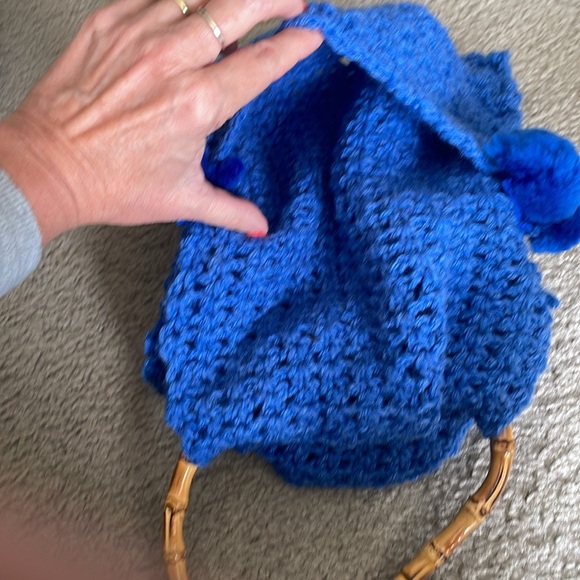 Blur crocheted bag. - Picture 4 of 4